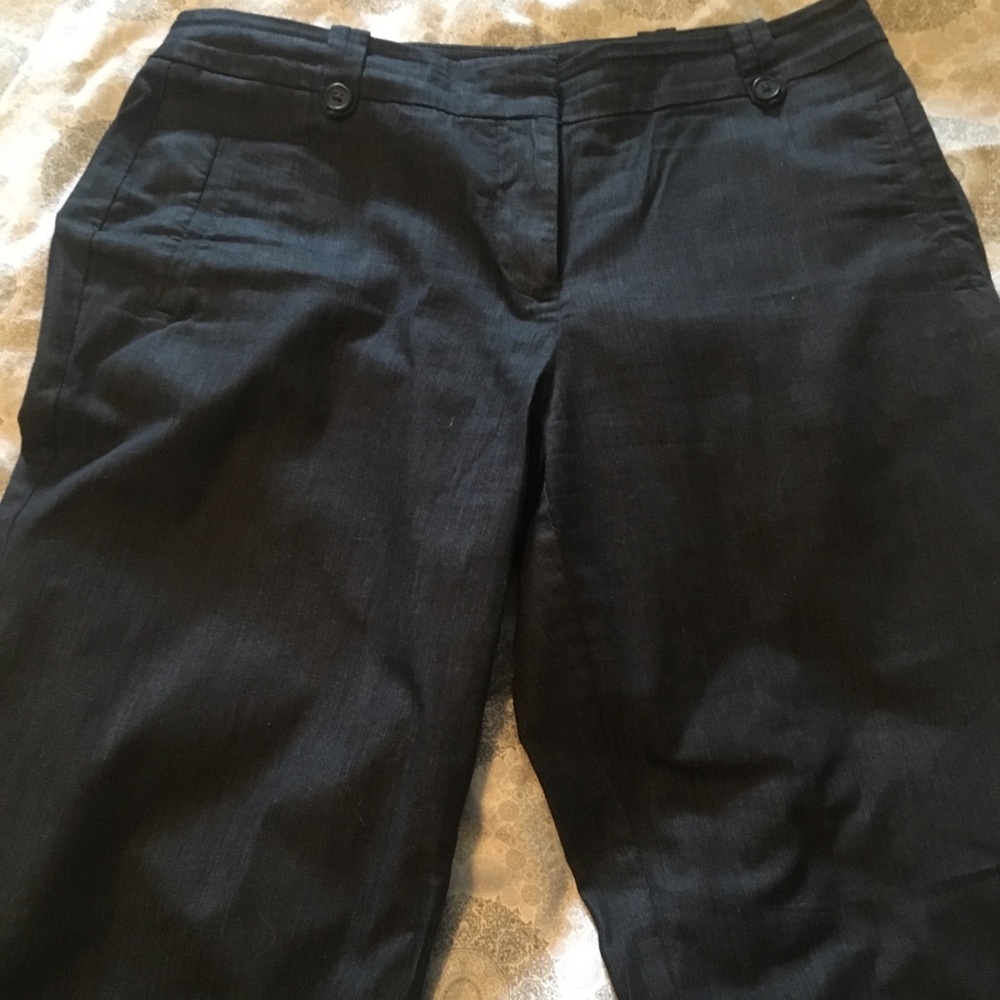 Gray cotton crop length pants Loft sz 4